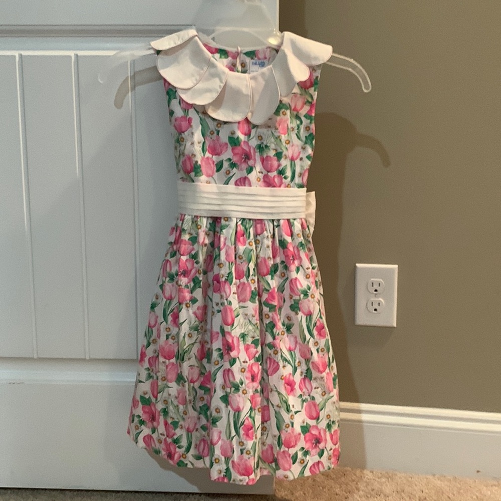 Perfect for Easter! Floral Luli dress with adorable collar and sash